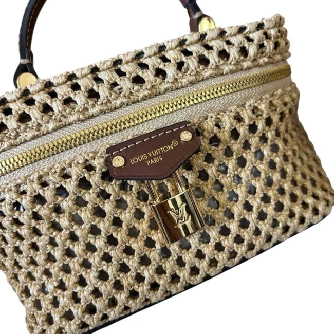 VIP/GWP Gold Woven Vanity Case with Box