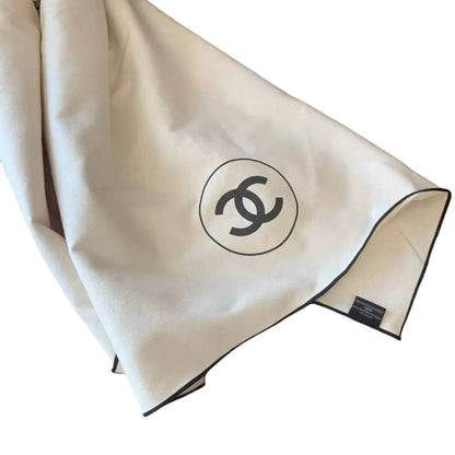 VIP/GWP White Logo Pouch