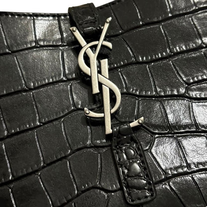 VIP/GWP Black 5A7 Hobo Bag with Gift Bag