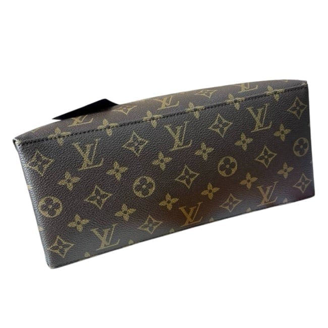 VIP/GWP Brown Petit Palais Monogram Bag with Box