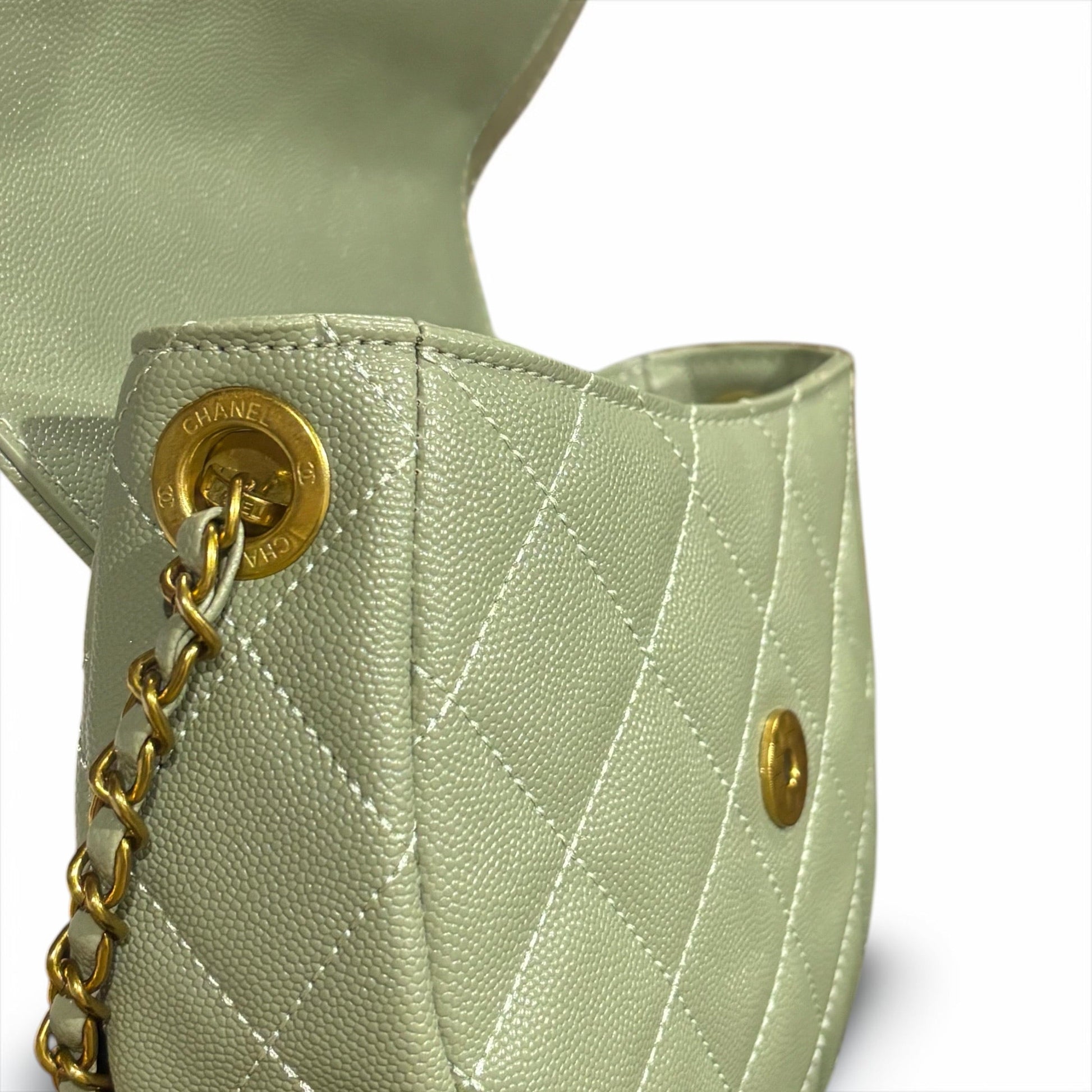 VIP/GWP Seafoam Quilted Messenger Bag
