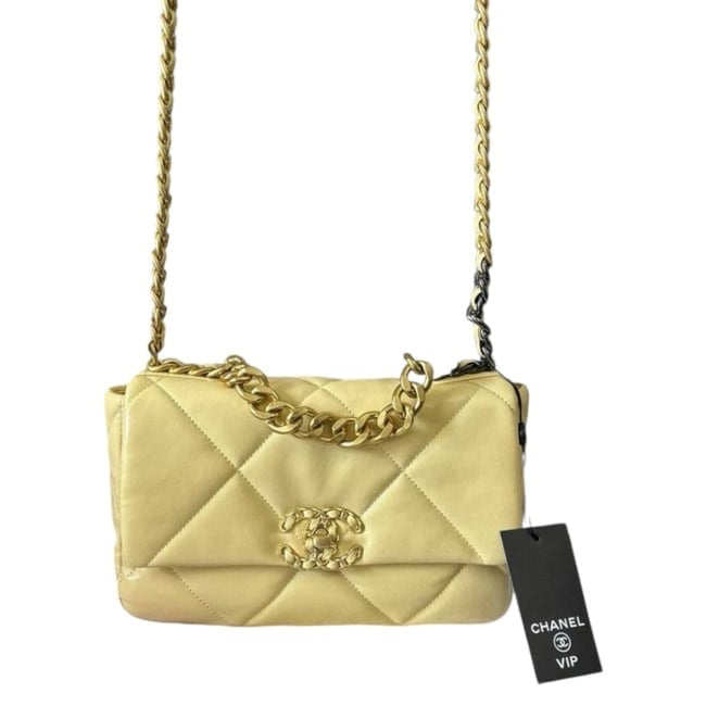 VIP/GWP Yellow 19 Quilted Bag with Box