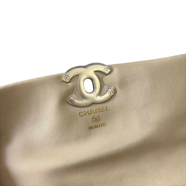 VIP/GWP Yellow 19 Quilted Bag with Box