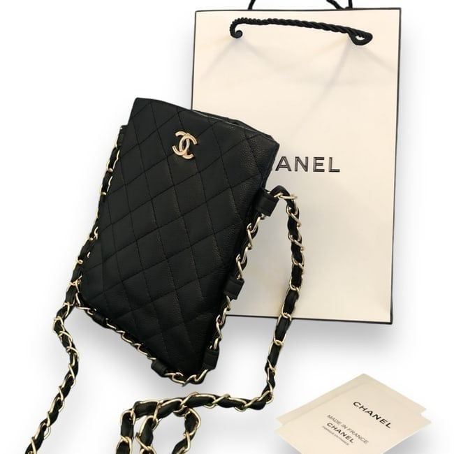 VIP/GWP Black Quilted Card Holder On Chain