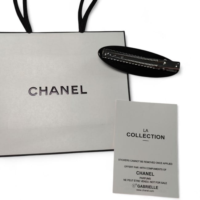 VIP/GWP Black CC Long Oval Hair Clip with Bag