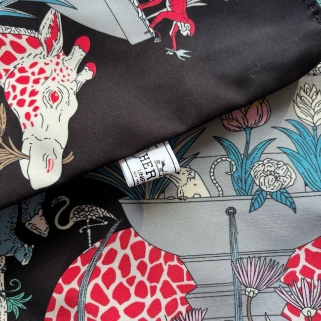 VIP/GWP Black Floral Animal Print Tote Bag
