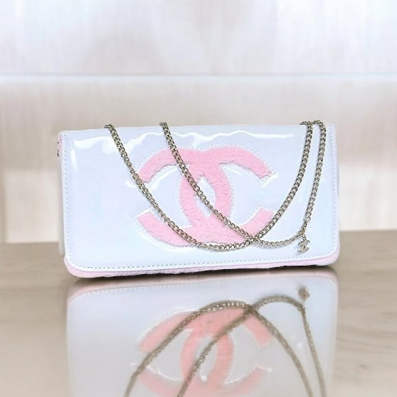 VIP/GWP White Logo Clutch Bag