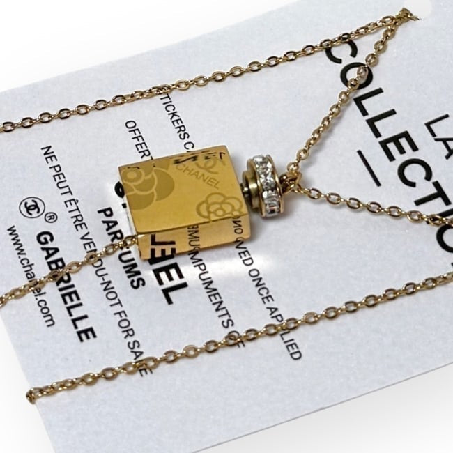 VIP/GWP Gabrielle Rhinestone Lace Necklace
