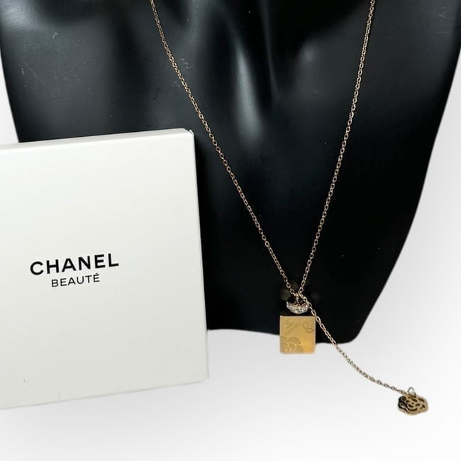 VIP/GWP Gabrielle Rhinestone Lace Necklace
