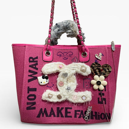 VIP/GWP Hot Pink Deauville Tote Bag with Bag