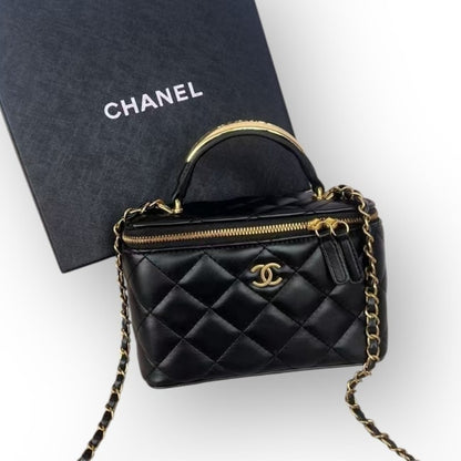 VIP/GWP Black Quilted Chain Top Handle Bag