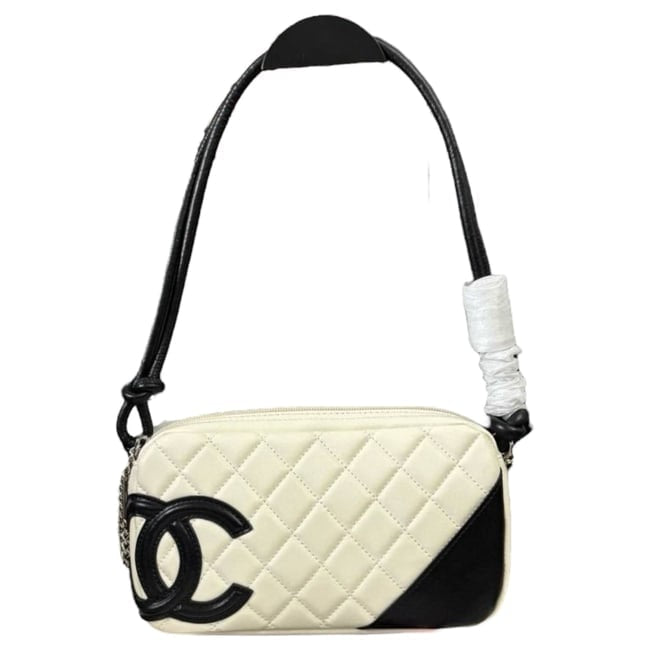 VIP/GWP White Quilted Camera Bag with Box