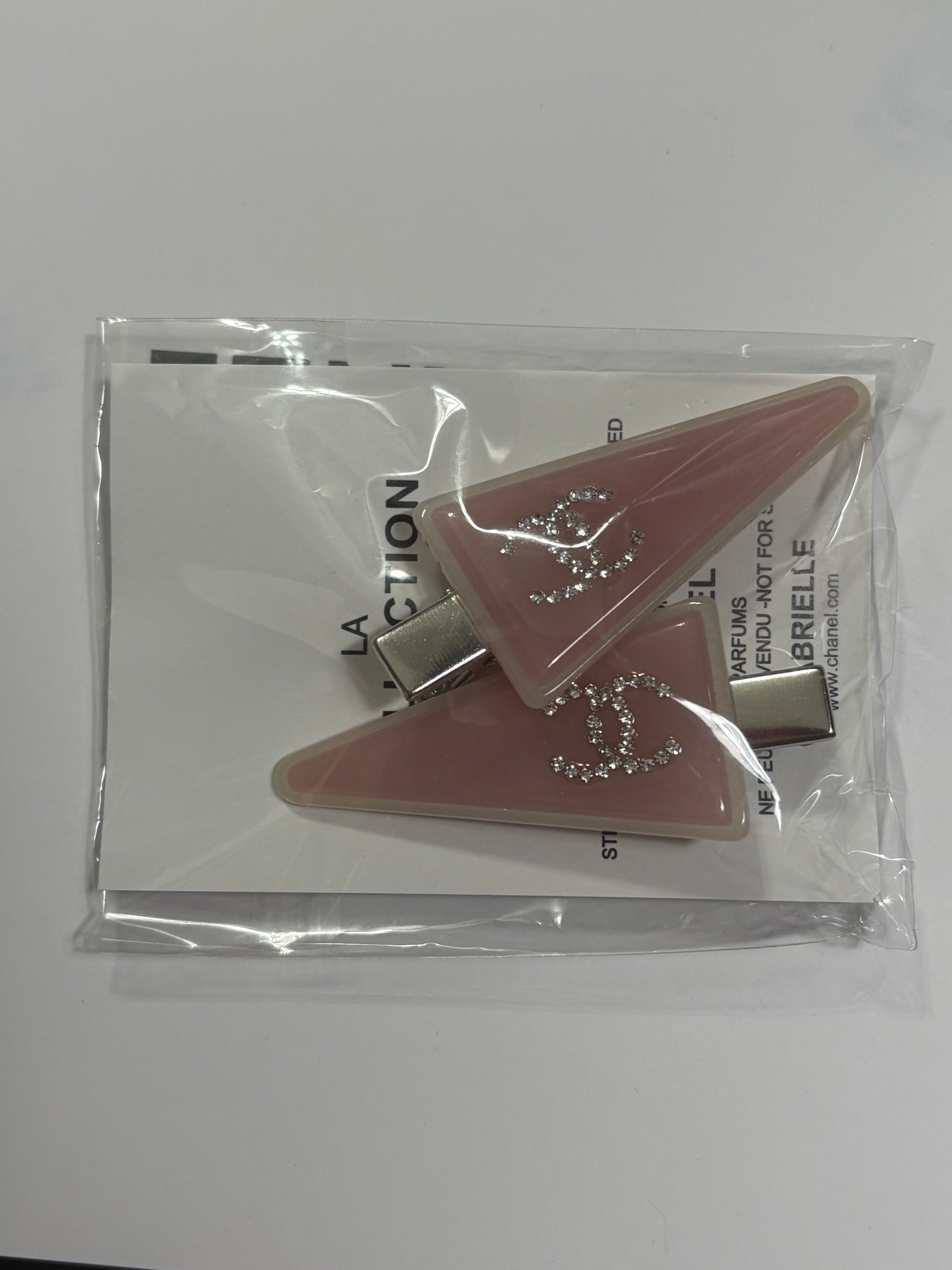 VIP/GWP Pink 2Pc Rhinestone CC Hair Clips