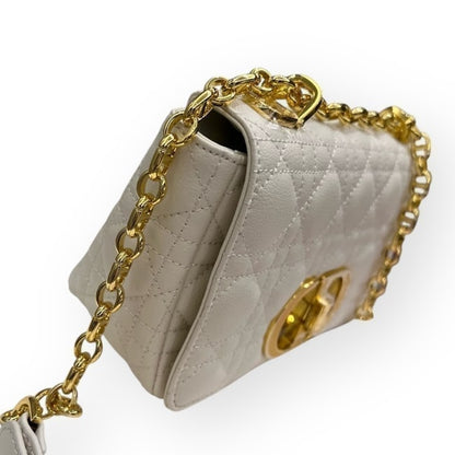VIP/GWP White Bag with Box
