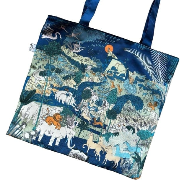 VIP/GWP Blue Animal Print Tote Bag