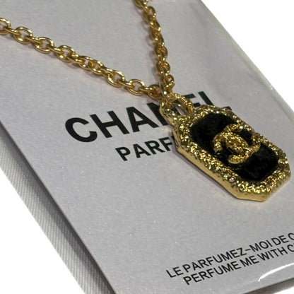 VIP/GWP Gold Logo Lace Necklace with Gift Bag