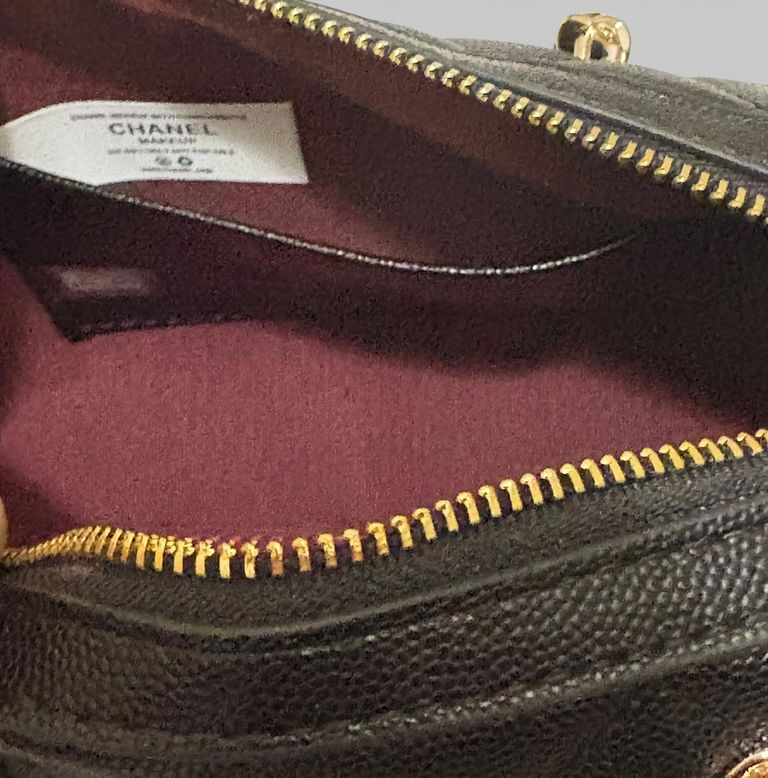 VIP/GWP Black Quilted Barrel Bag with Box