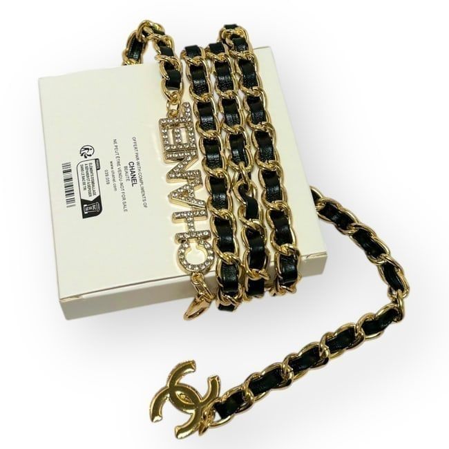 LOT 445 image 1