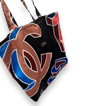 VIP/GWP Pink Chain Tote Bag