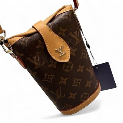 LOT 411 image 7