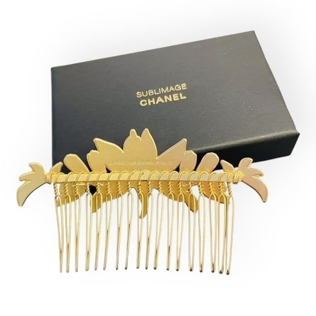 LOT 493 image 3