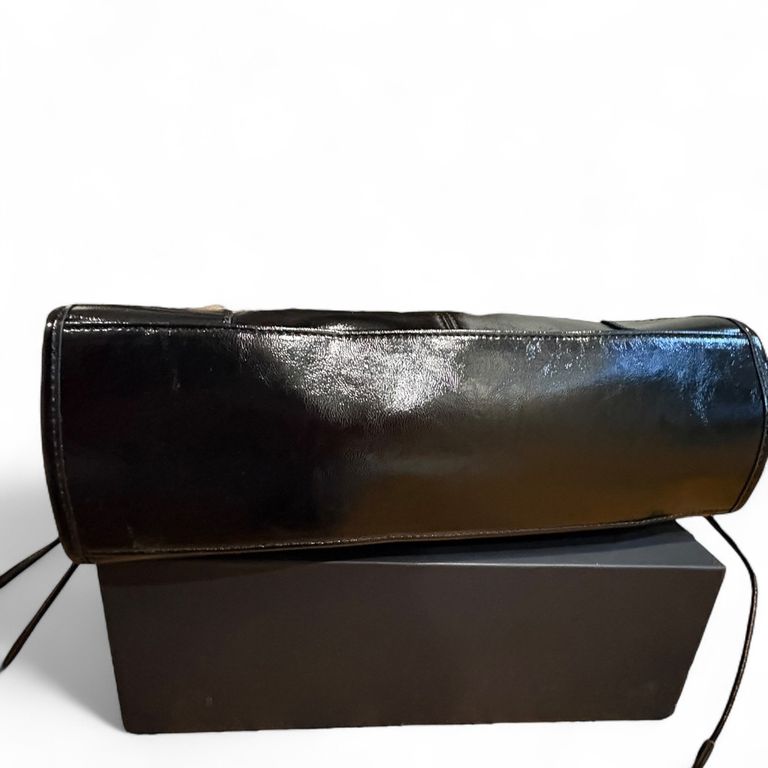 LOT 417 image 6