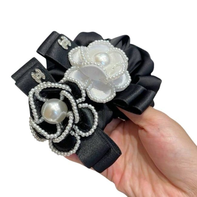 LOT 249 Black Pearl Floral Hair Scrunchy image 2
