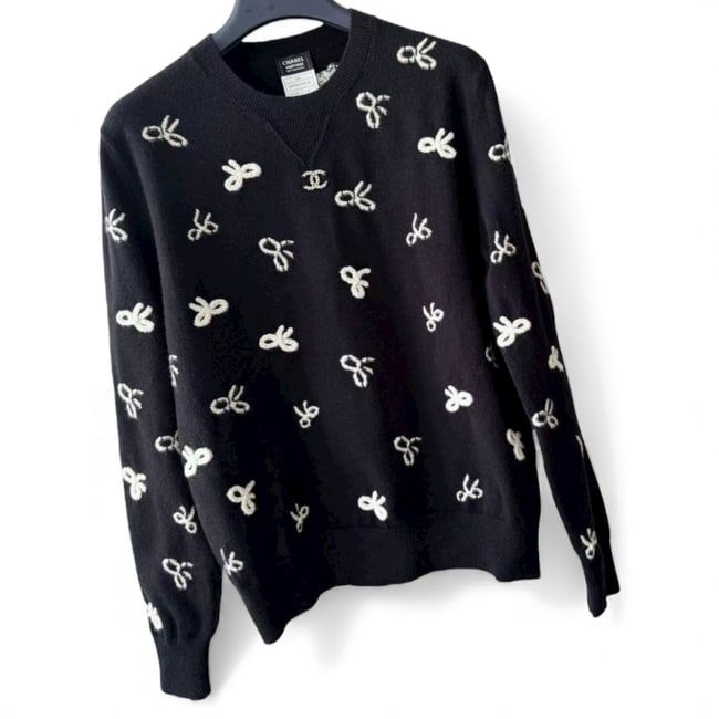 LOT 769 - image 2