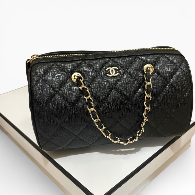 VIP/GWP Black Quilted Barrel Bag with Box