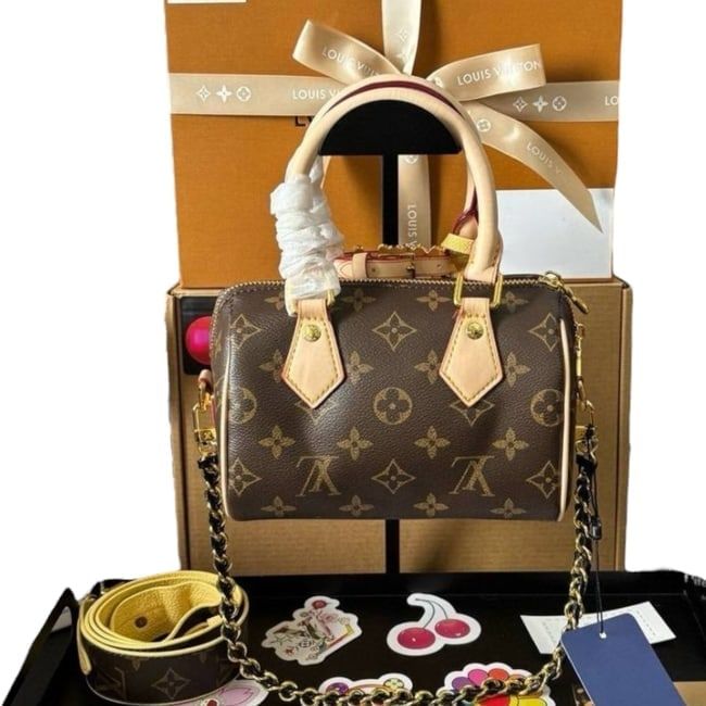 VIP/GWP Monogram Speedy Bag with Box