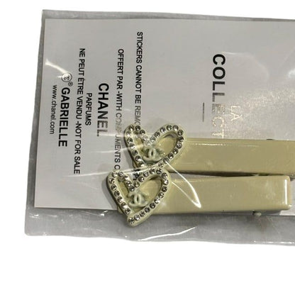 VIP/GWP 2Pc Rhinestone Heart Hair Clips